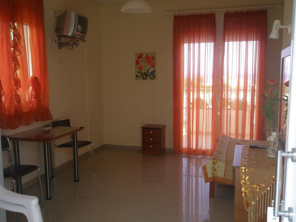 Appartement Golden Sun à Rovies Extérieur photo
